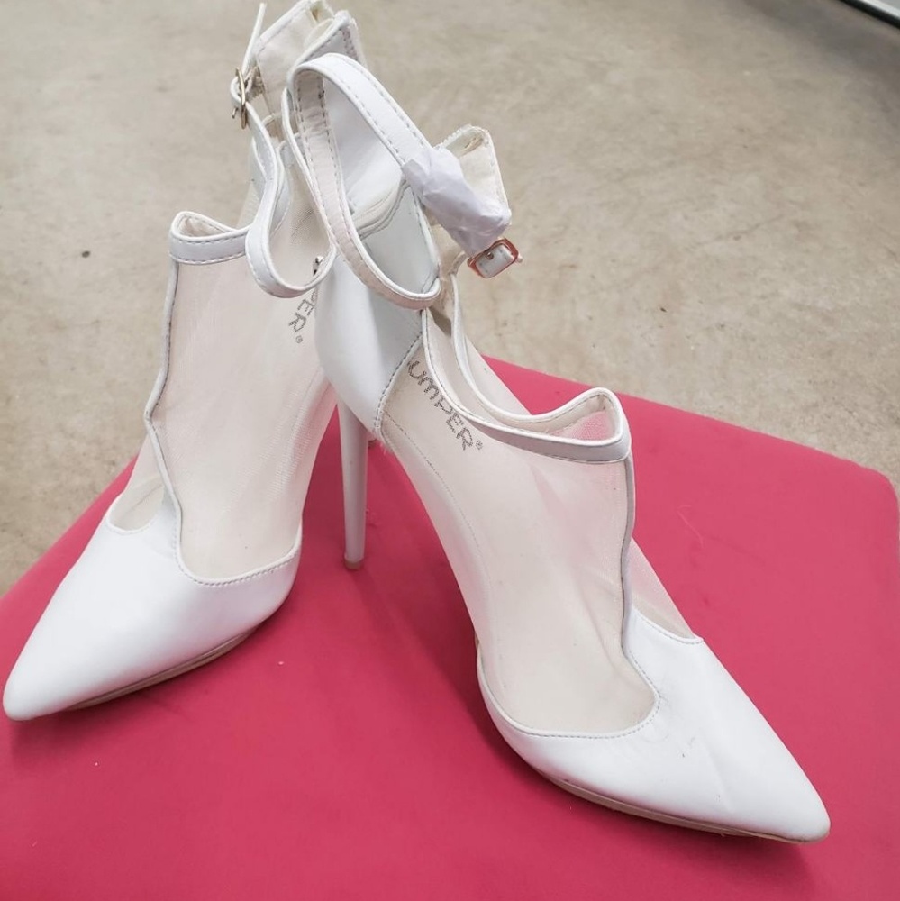 🛍⚜White heels